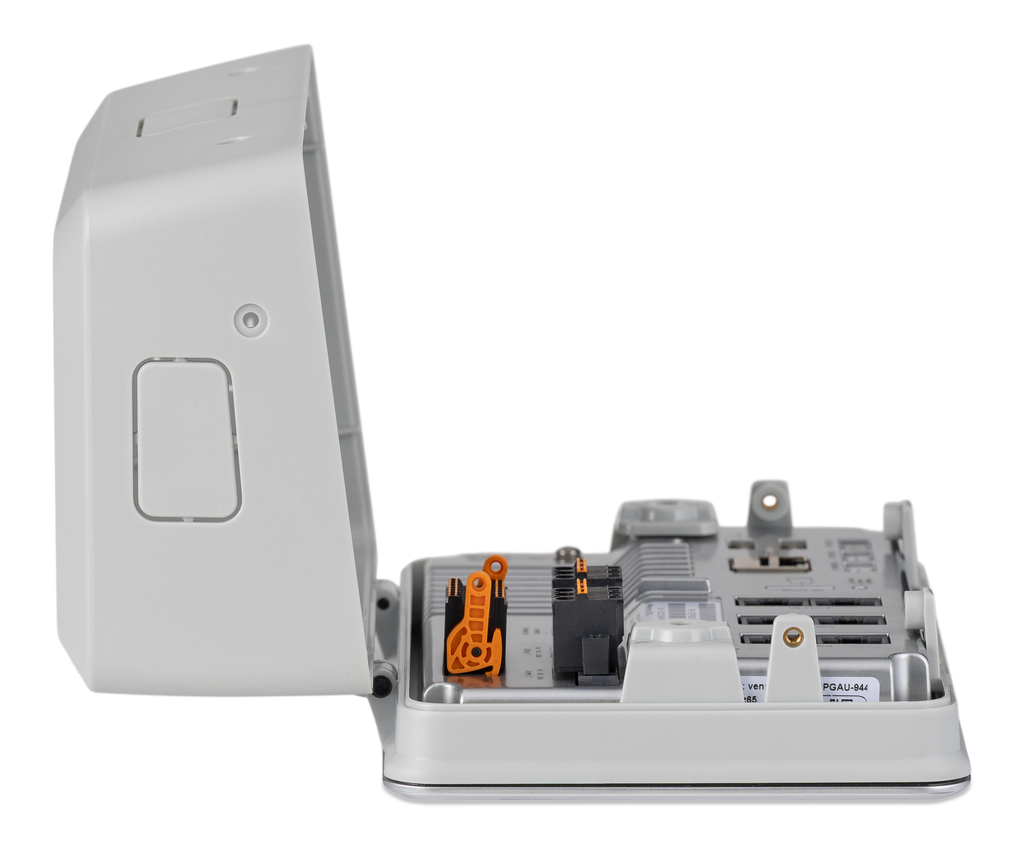 BPP900495100 Ekrano GX Wall Mount (open)