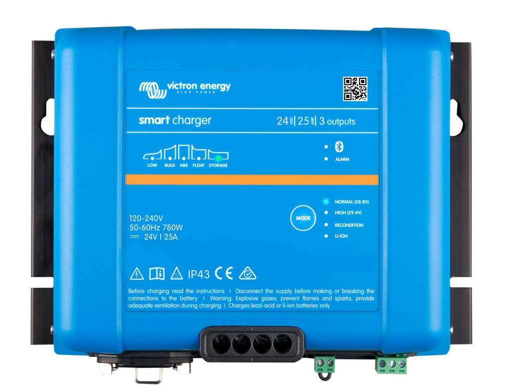 Smart IP43 Charger 24V 25A 3 outputs (top)