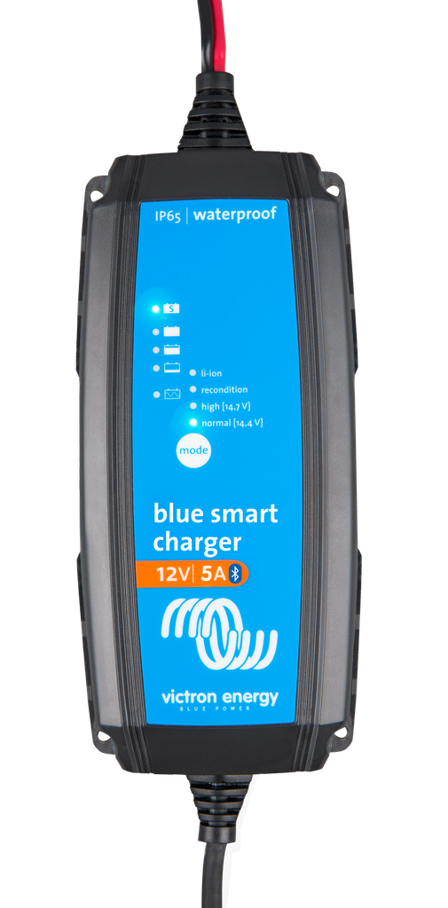 Blue Smart IP65s Charger 12/5(1) 230V CEE 7/16 Retail