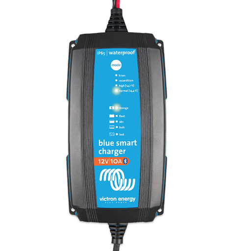 [BPC120433034R] Blue Smart IP65s Charger 12/4(1) 230V CEE 7/16 Retail