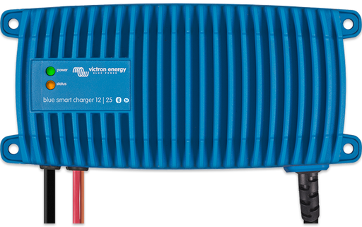 [BPC121313006] Blue Smart IP67 Charger 12/13(1) 230V CEE 7/7